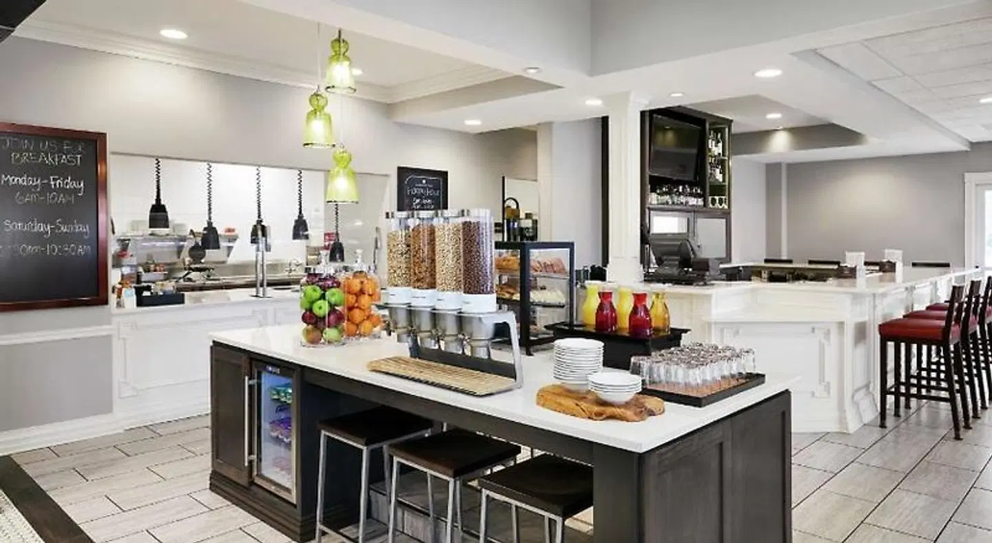 Hilton Garden Inn Champaign/ Urbana Restaurant