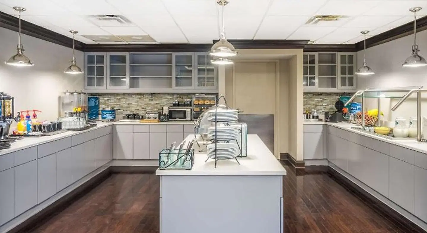 Homewood Suites by Hilton Louisville-East Terrasse