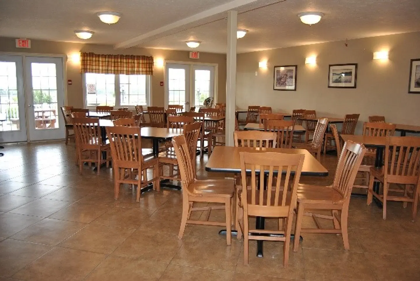 Auberge Bouctouche Inn & Suites Restaurant
