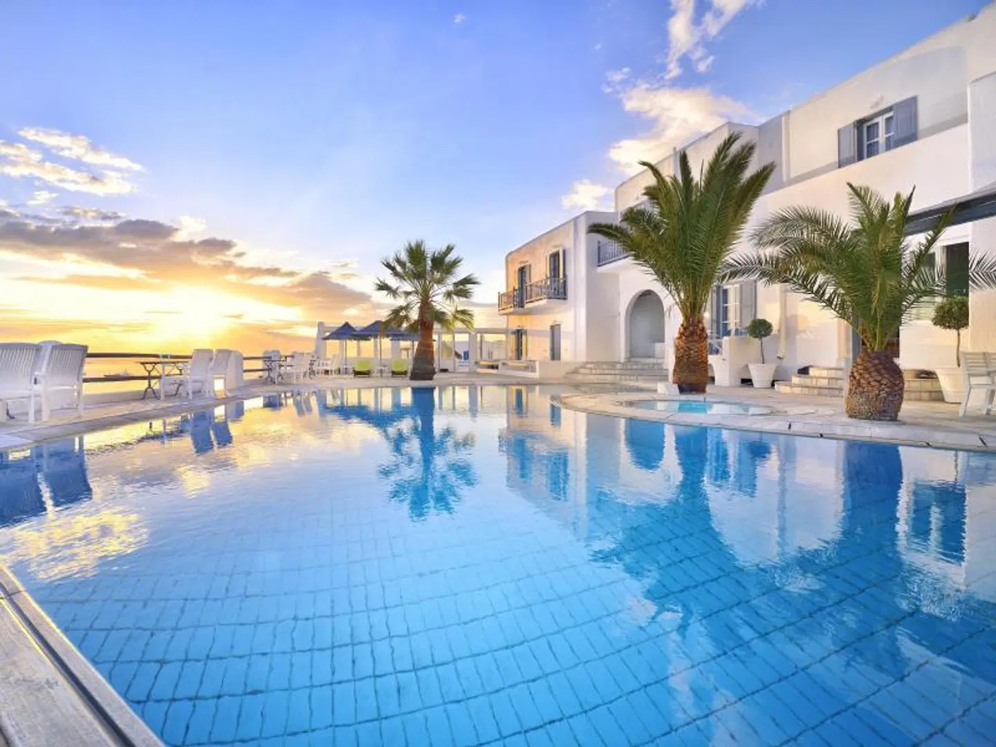 Absolute Mykonos Suites & More OUTDOOR_POOL