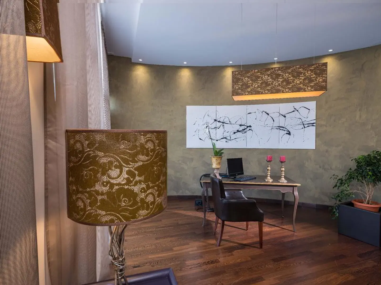 For You LOUNGE_LOBBY