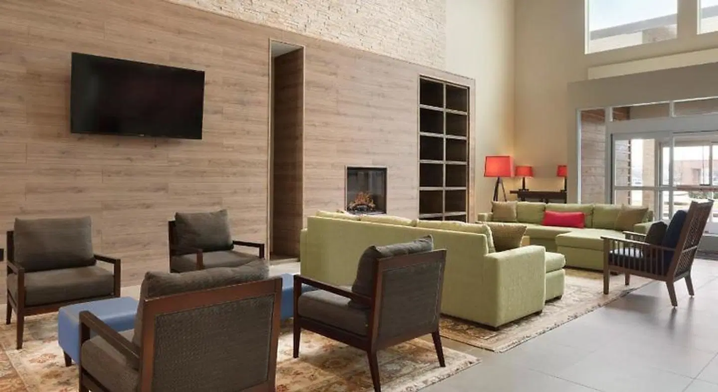 Quality Inn & Suites Houston Westchase-Westheimer LOUNGE_LOBBY