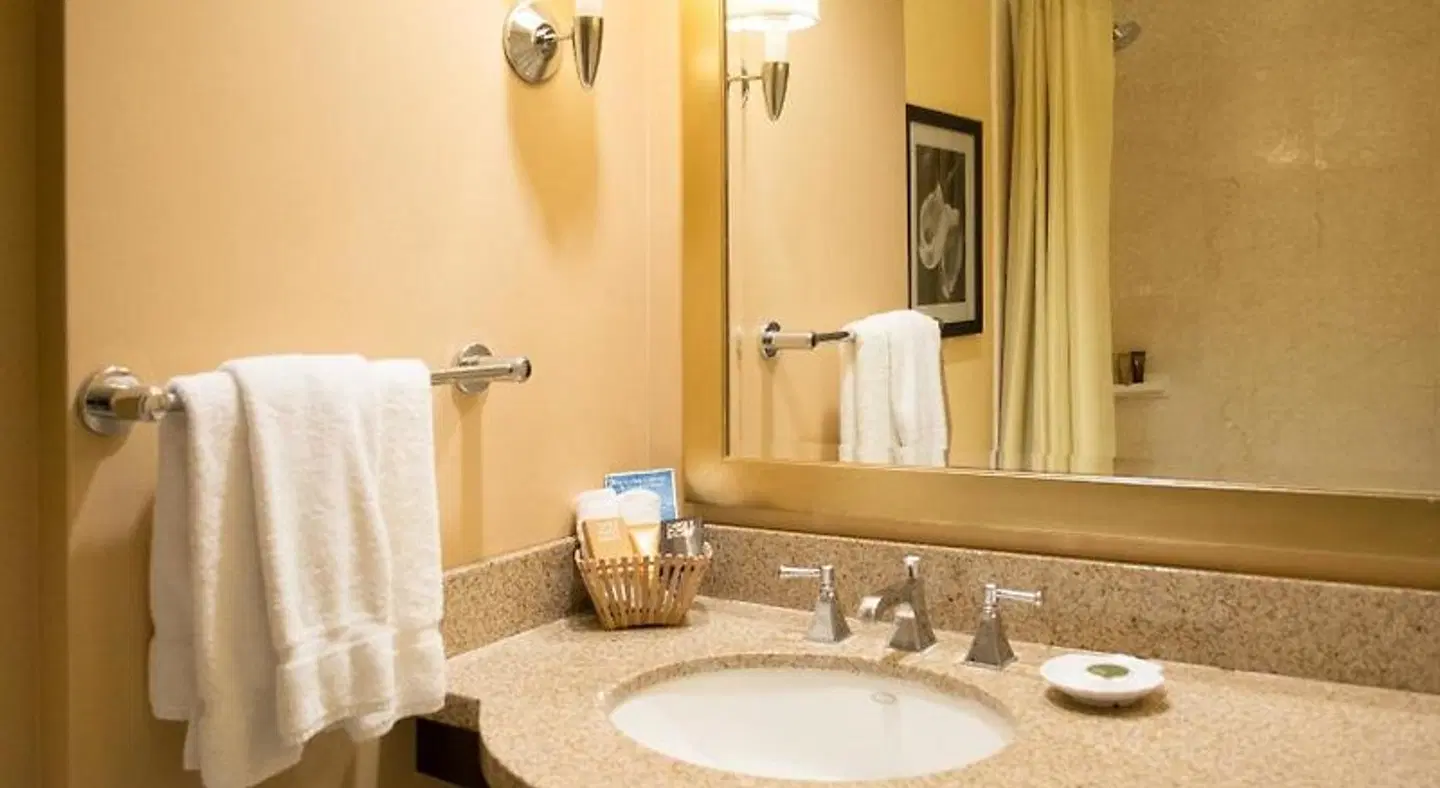 Pacific Palms Resort Badezimmer
