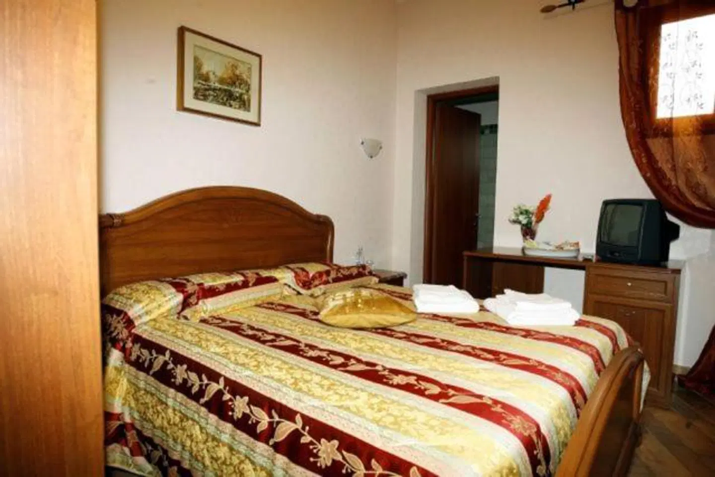 B&B Luana Inn Airport ROOM_EXAMPLE