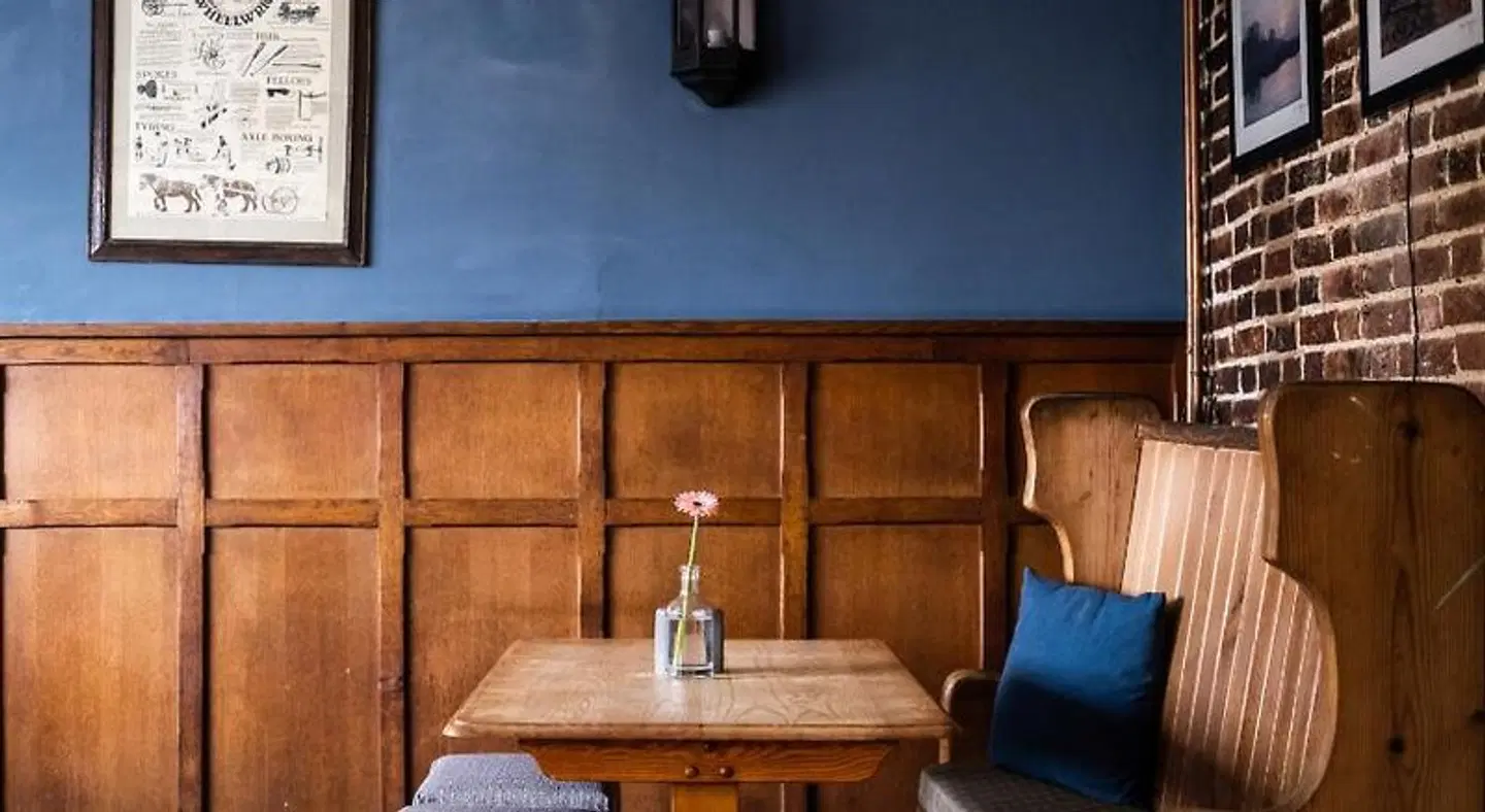 White Hart Inn HEALTH_BEAUTY