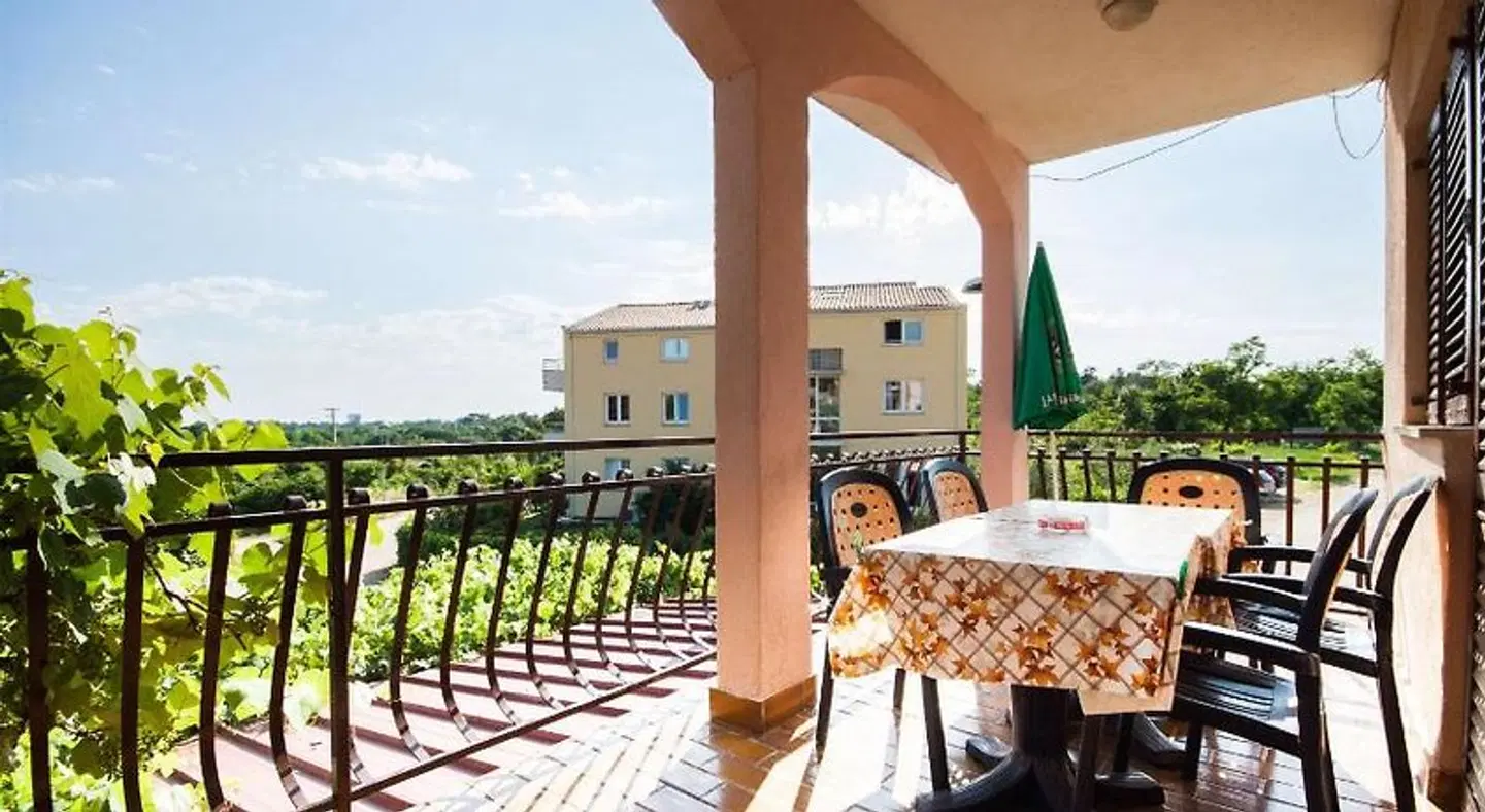 Apartments Dara Terrasse