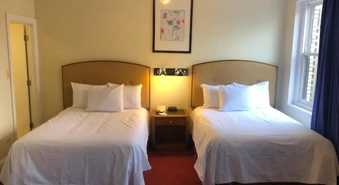 Travelodge by Wyndham Downtown Chicago ROOM_EXAMPLE