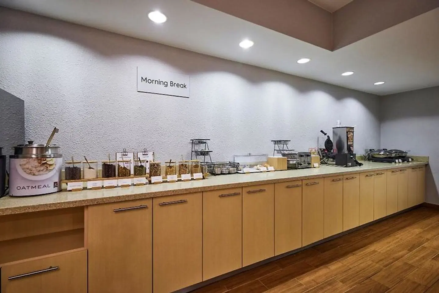TownePlace Suites by Marriott Medford LOUNGE_LOBBY