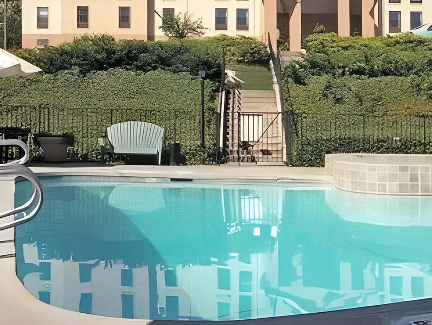 Holiday Inn Express Grants Pass by IHG OUTDOOR_POOL