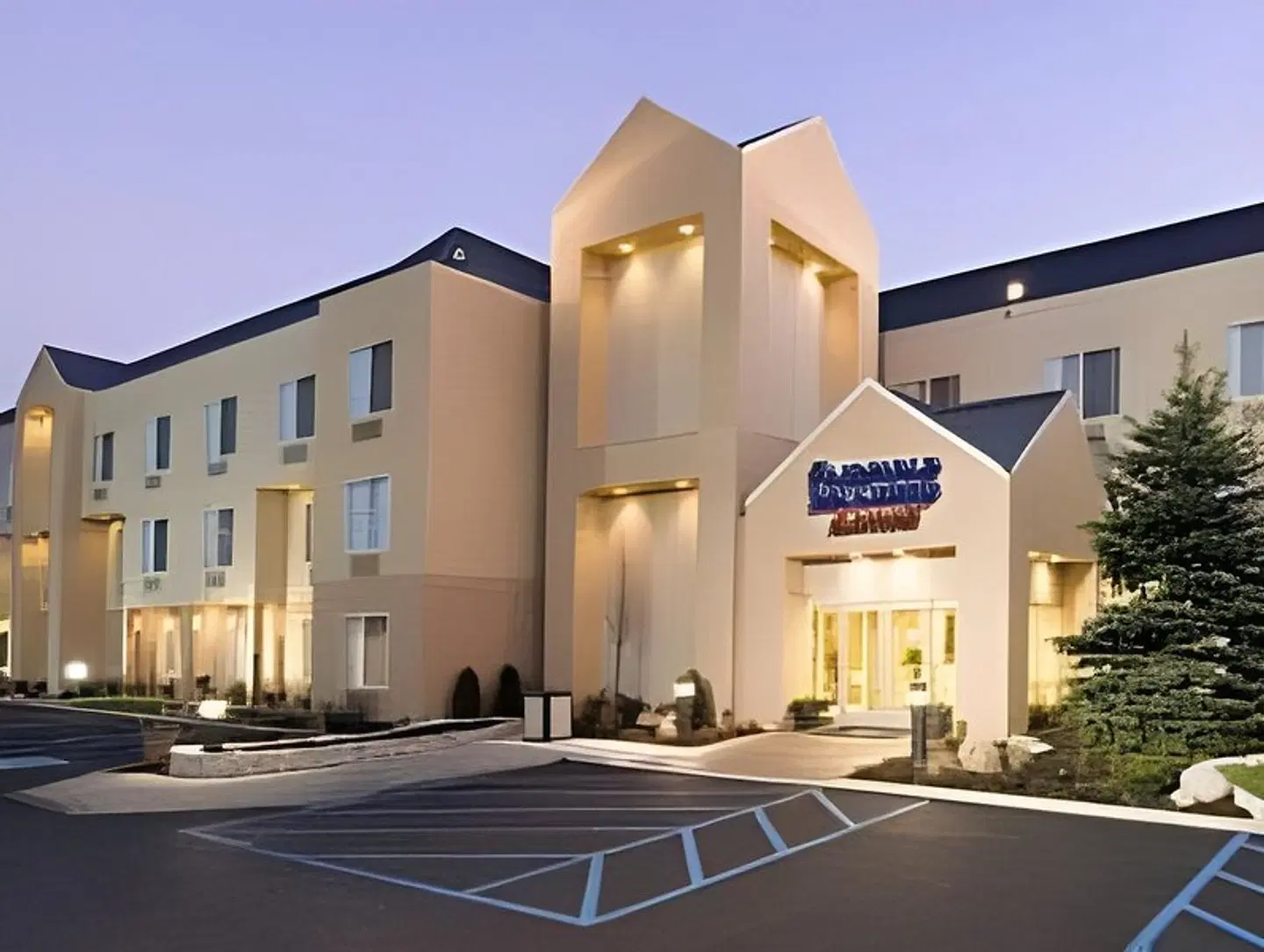 Fairfield by Marriott Inn & Suites Merrillville EXTERIOR