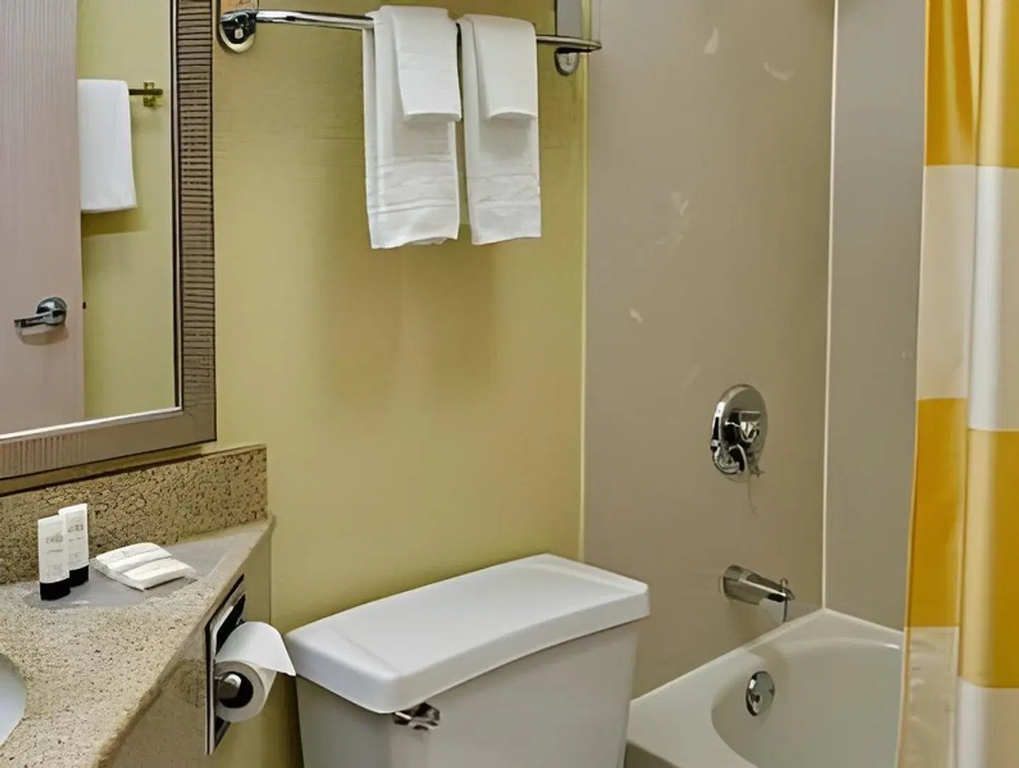 Fairfield by Marriott Inn & Suites Merrillville Badezimmer