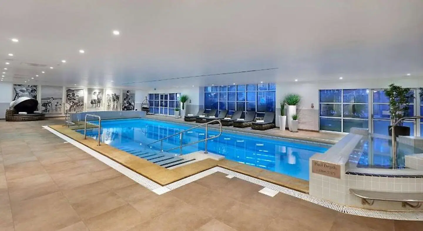 Hyatt Regency Birmingham Hallenbad