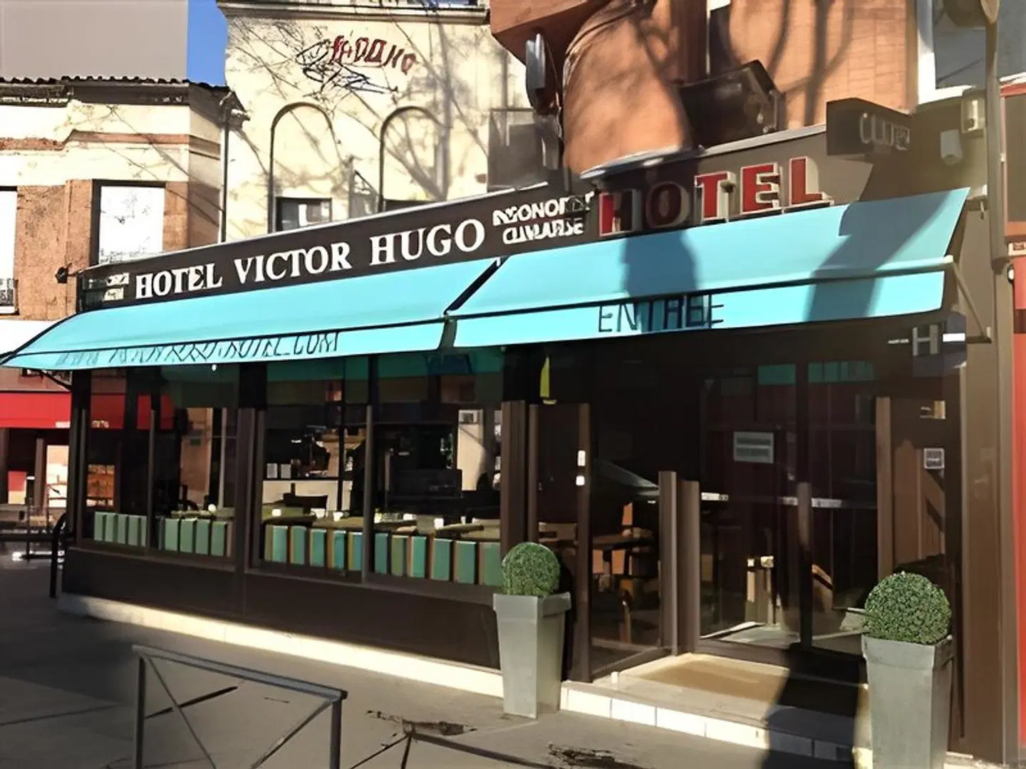 Victor Hugo Bar