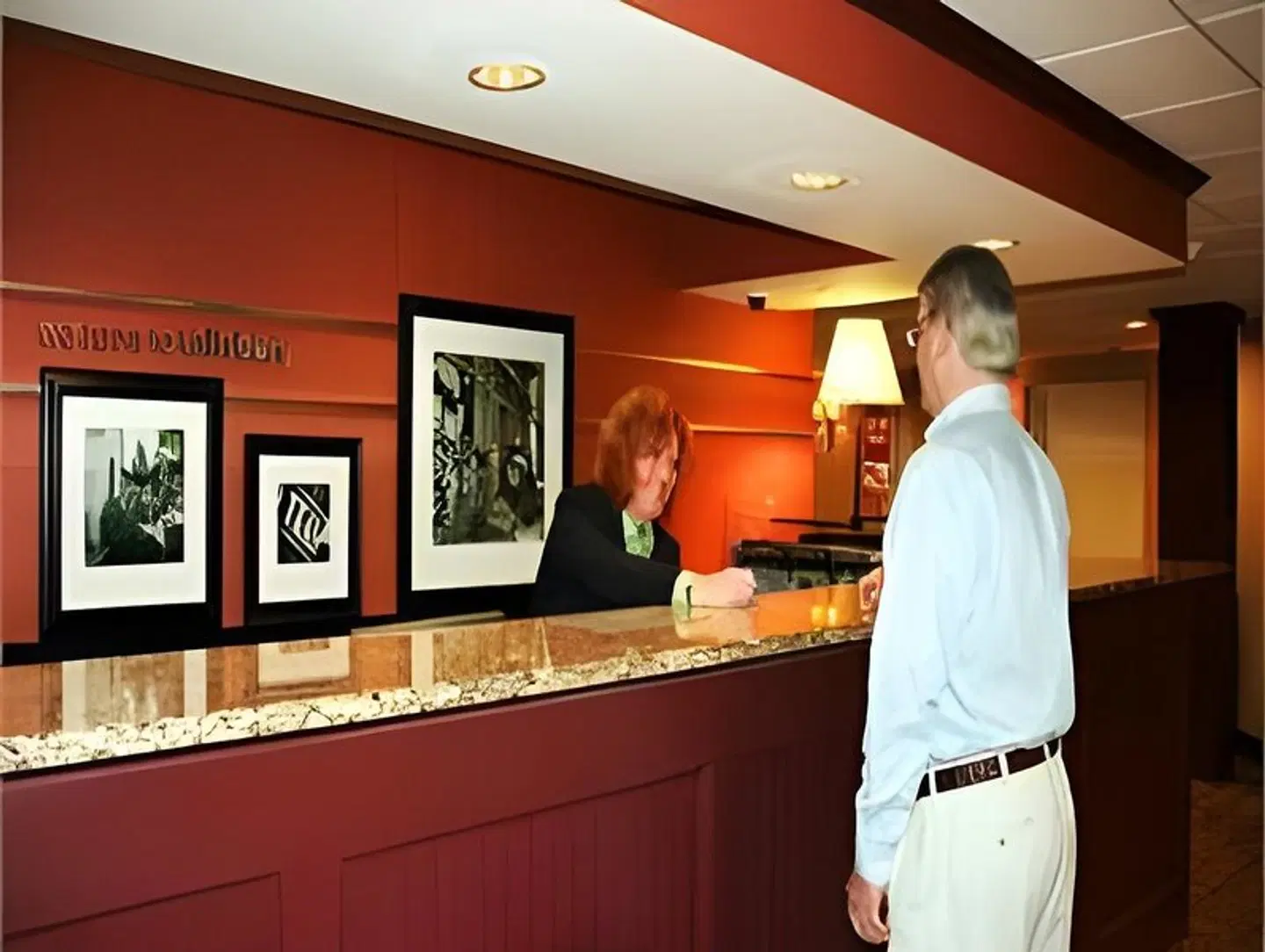 Hampton Inn Salisbury Bar