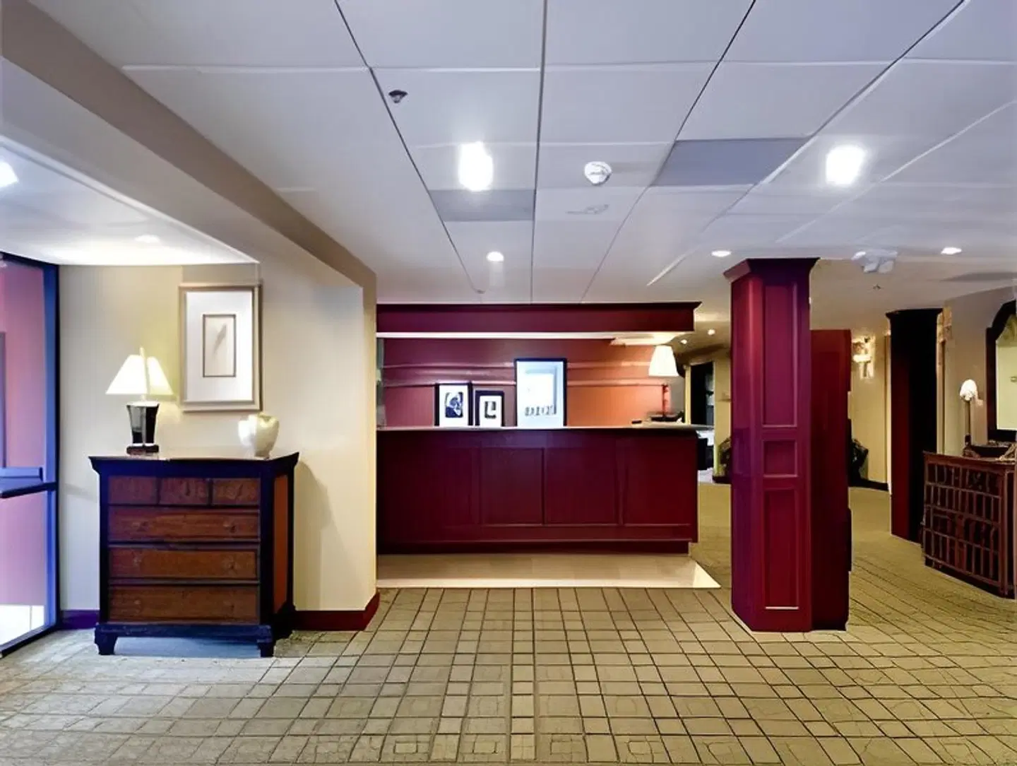 Hampton Inn Salisbury LOUNGE_LOBBY