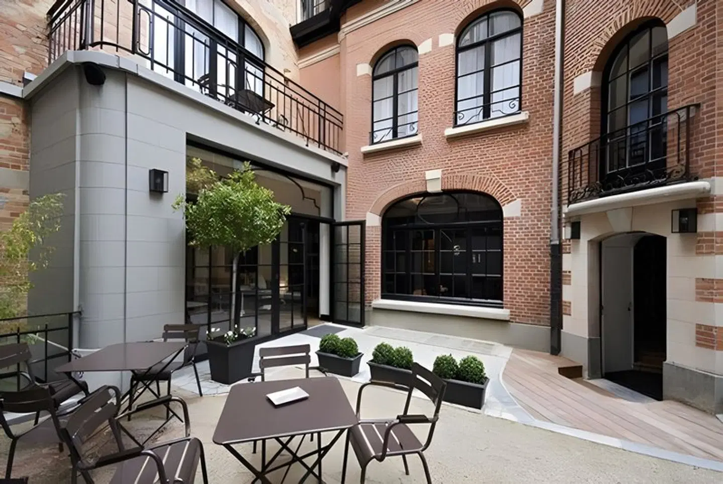 Vintage Hotel Terrasse