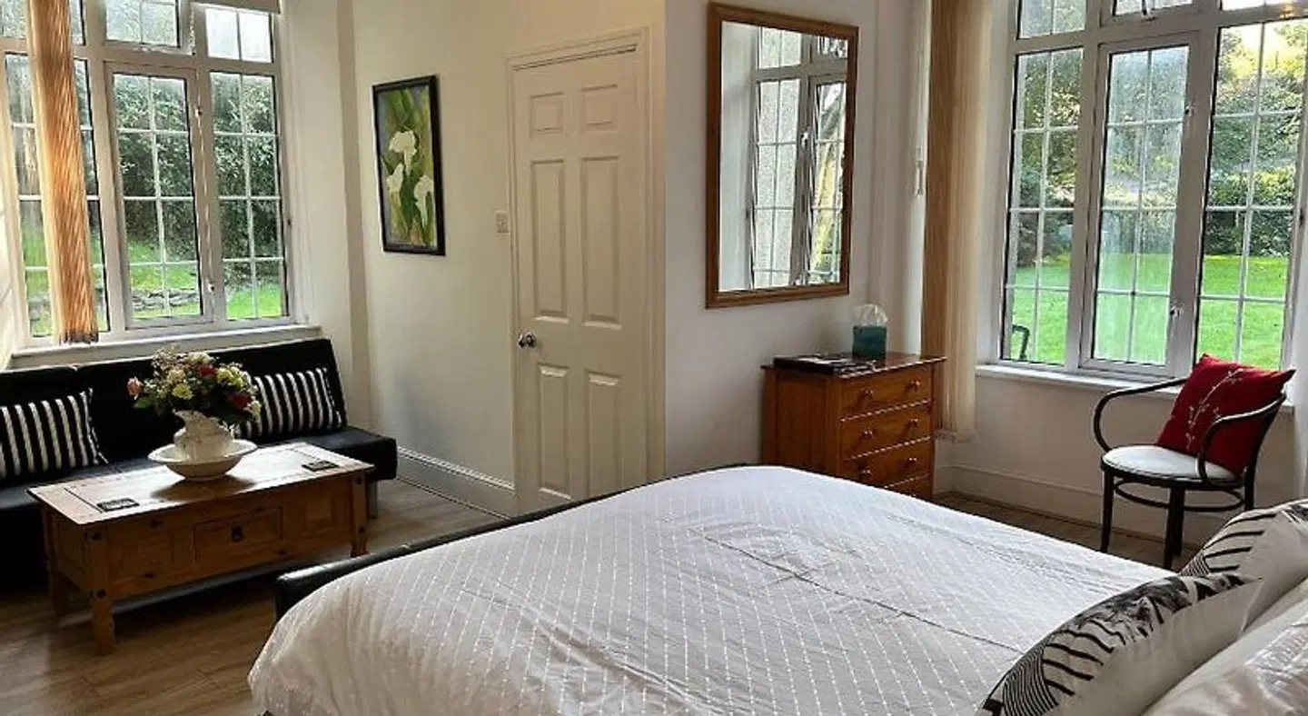 The Exmoor Manor ROOM_EXAMPLE