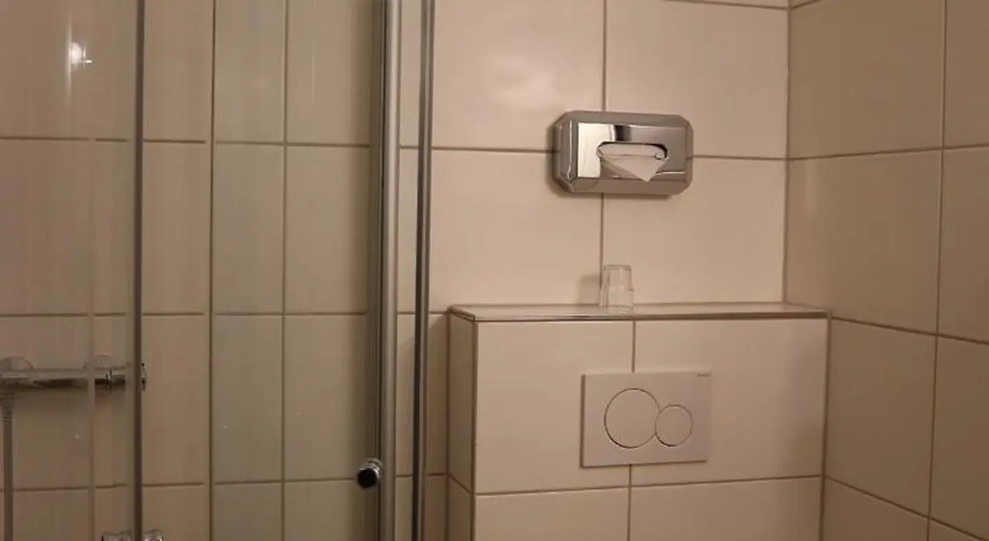 Zur Linde Badezimmer