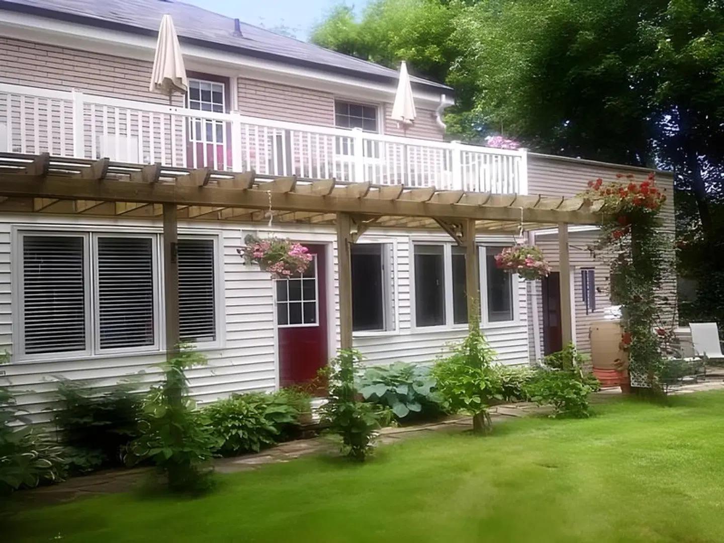 Abacot Hall Bed & Breakfast EXTERIOR