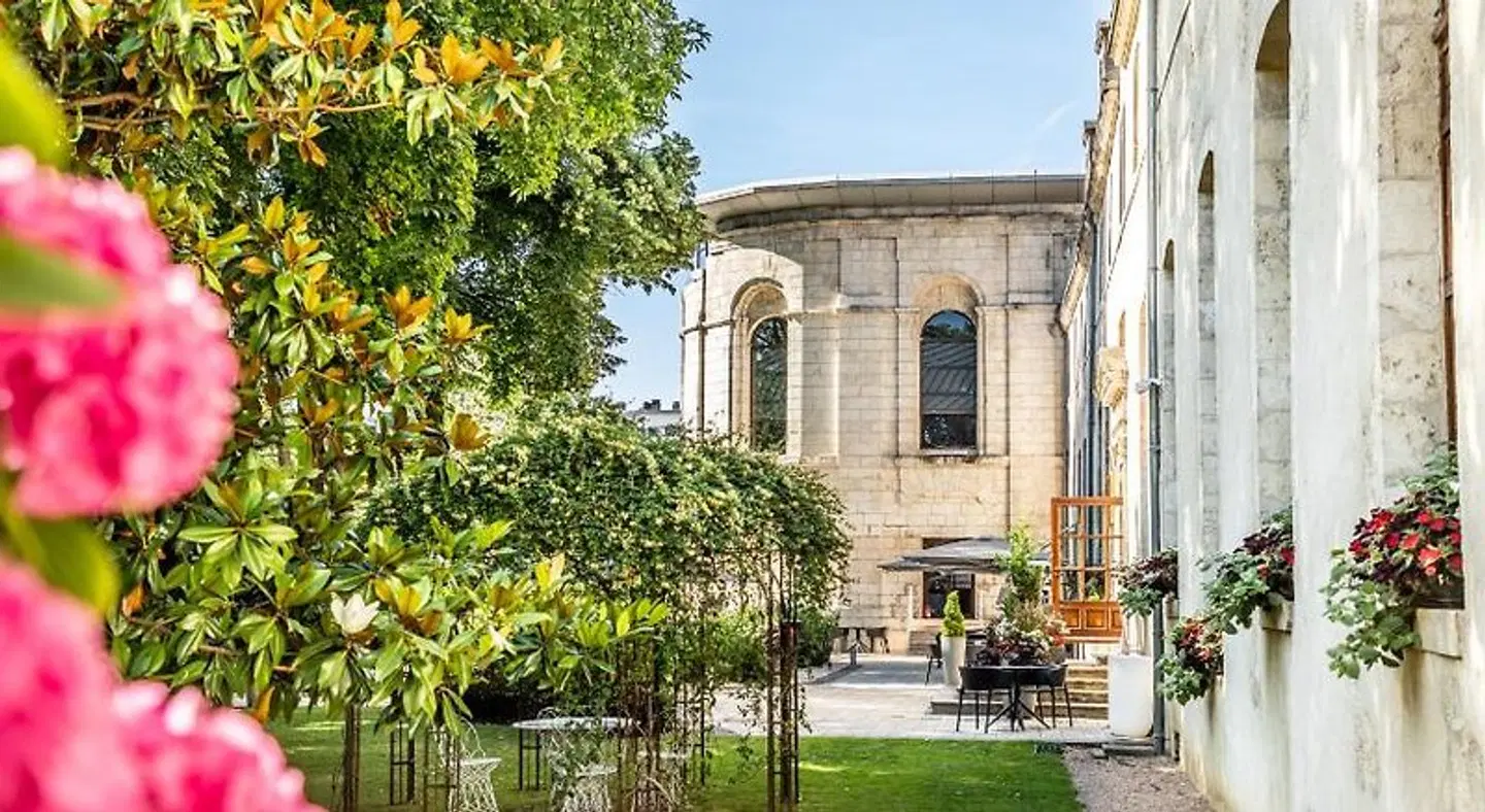 Hôtel de Bourbon - Mercure Bourges EXTERIOR