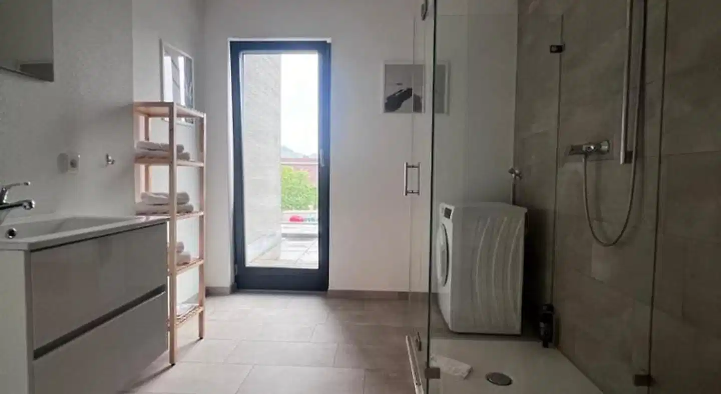 CITY Penthouse-Wohnungen Warum-ins-Hotel Badezimmer