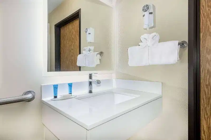 Days Inn by Wyndham Springville – Hotelfoto