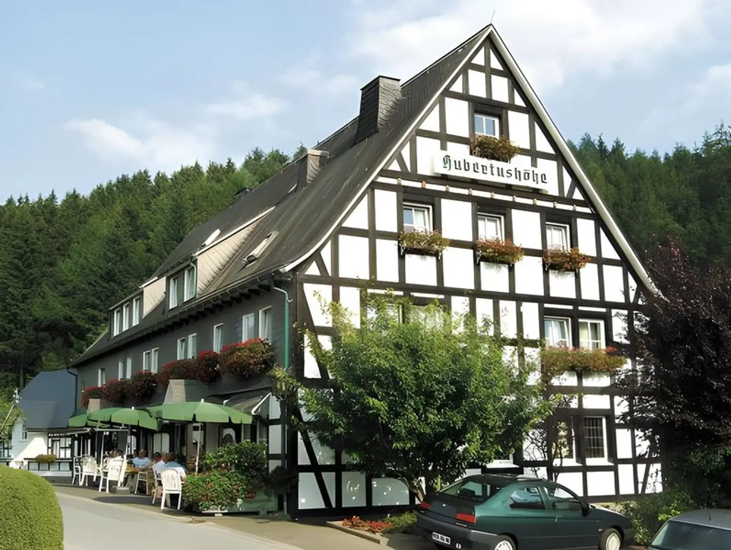 Hotel & Gasthof Hubertushöhe EXTERIOR