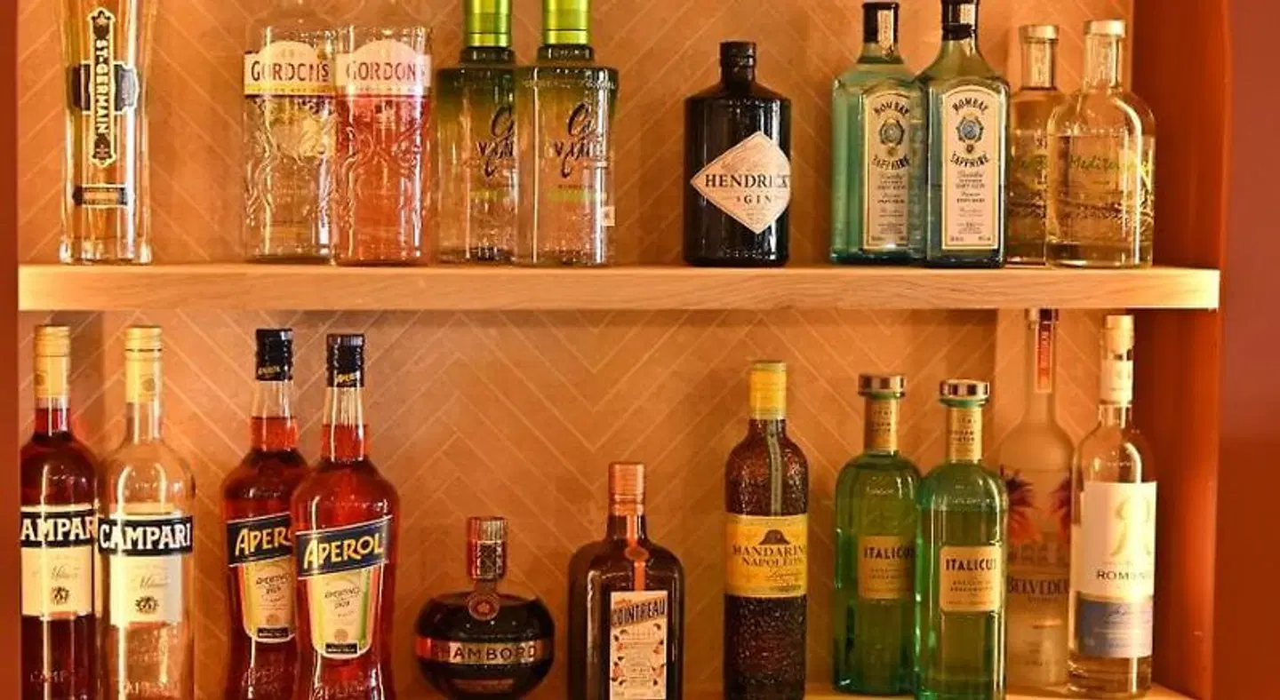 Le Bor Bar