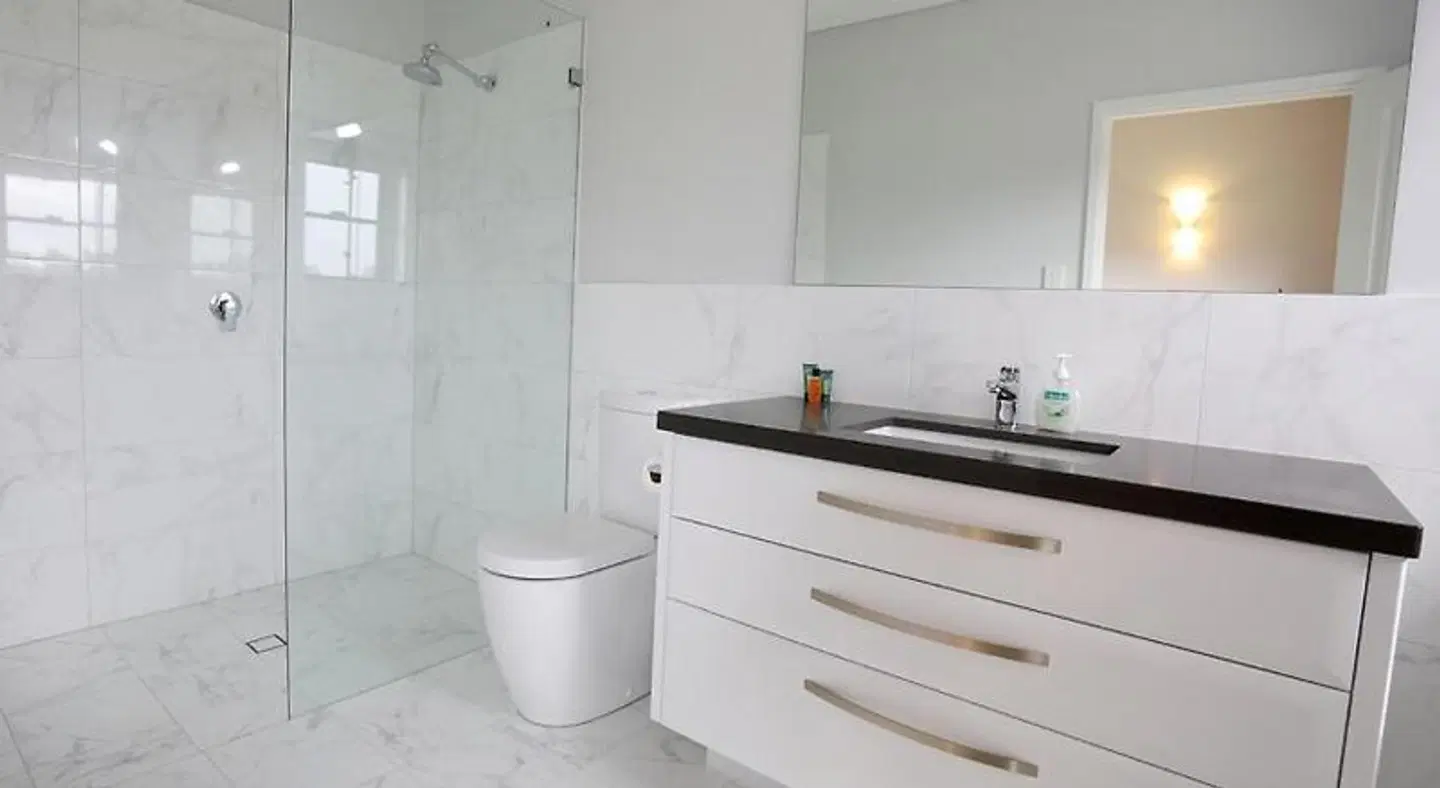 Lot113 Vineyard Accommodation Badezimmer