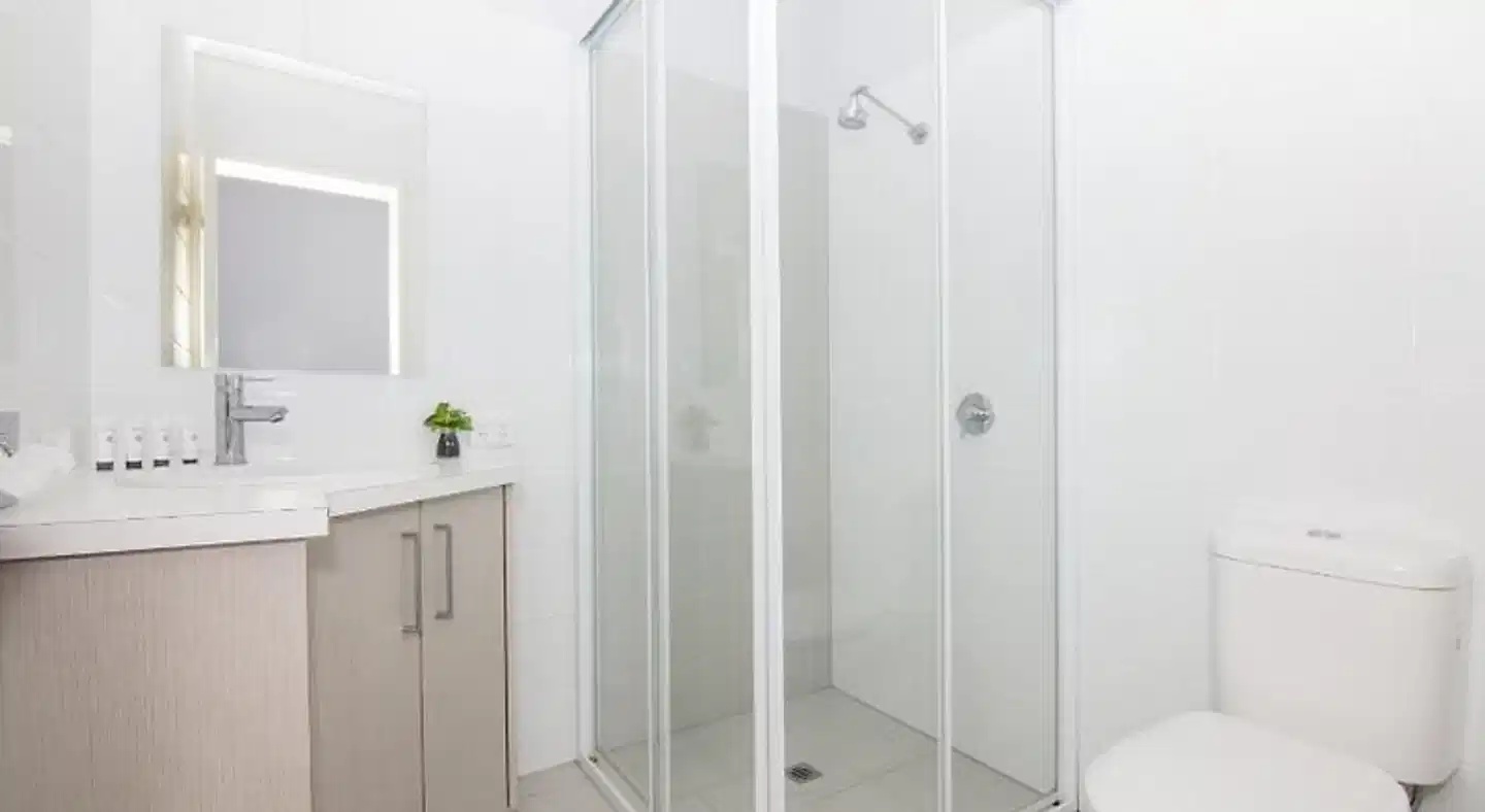 Jurien Bay Motel Apartments Badezimmer