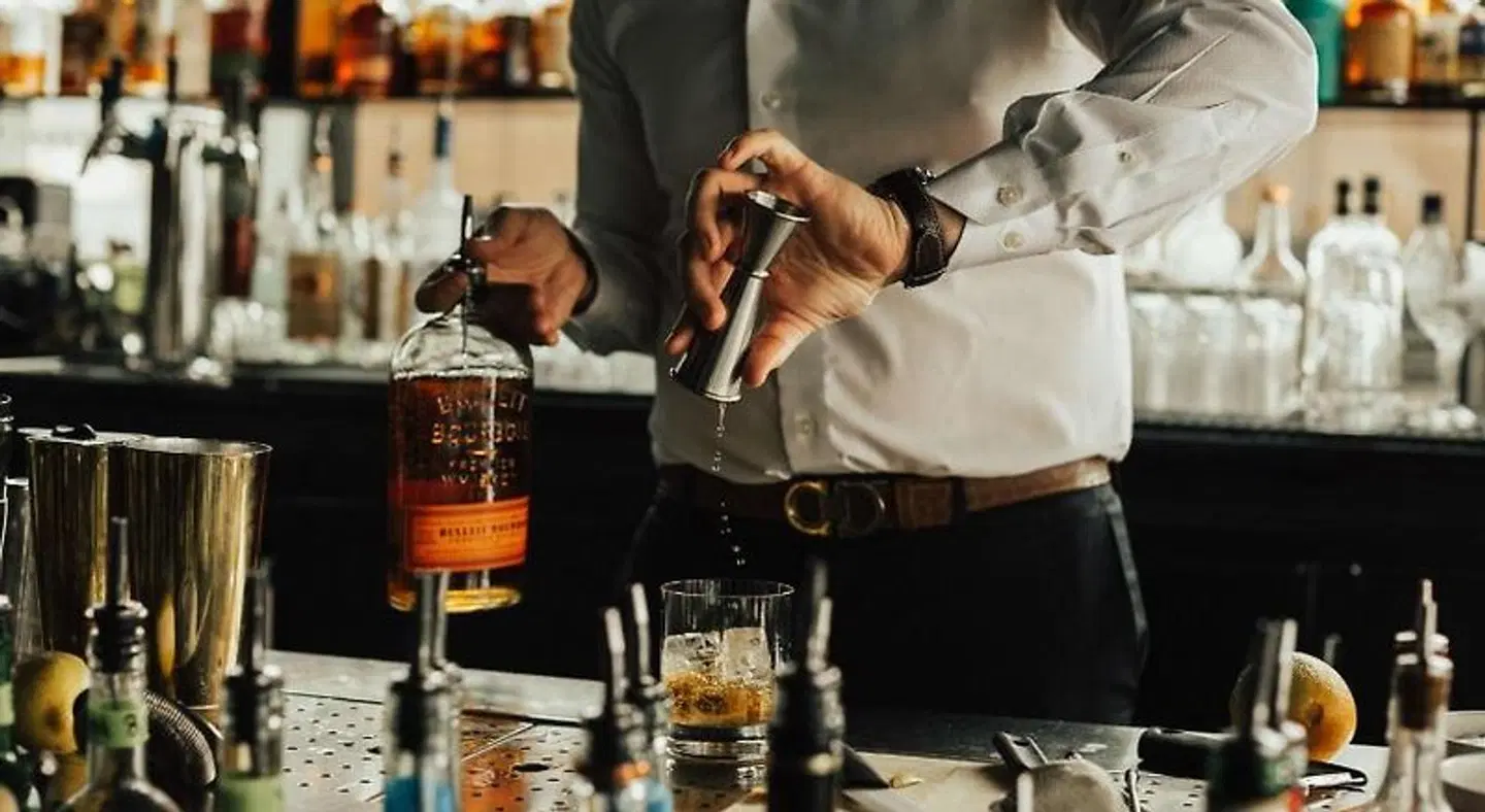 Thompson Seattle Hotel PEOPLE