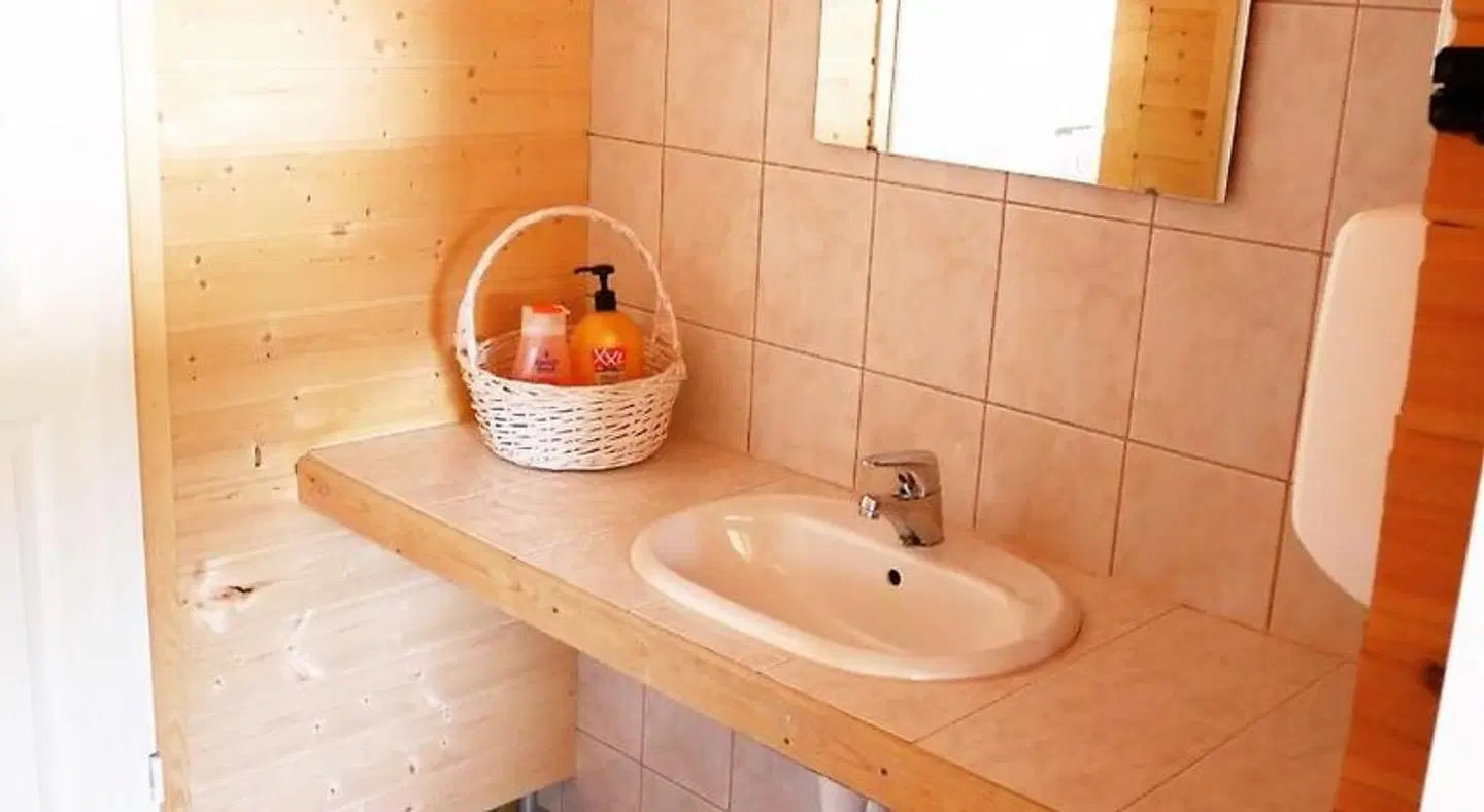 Miekkala Majoitus Badezimmer