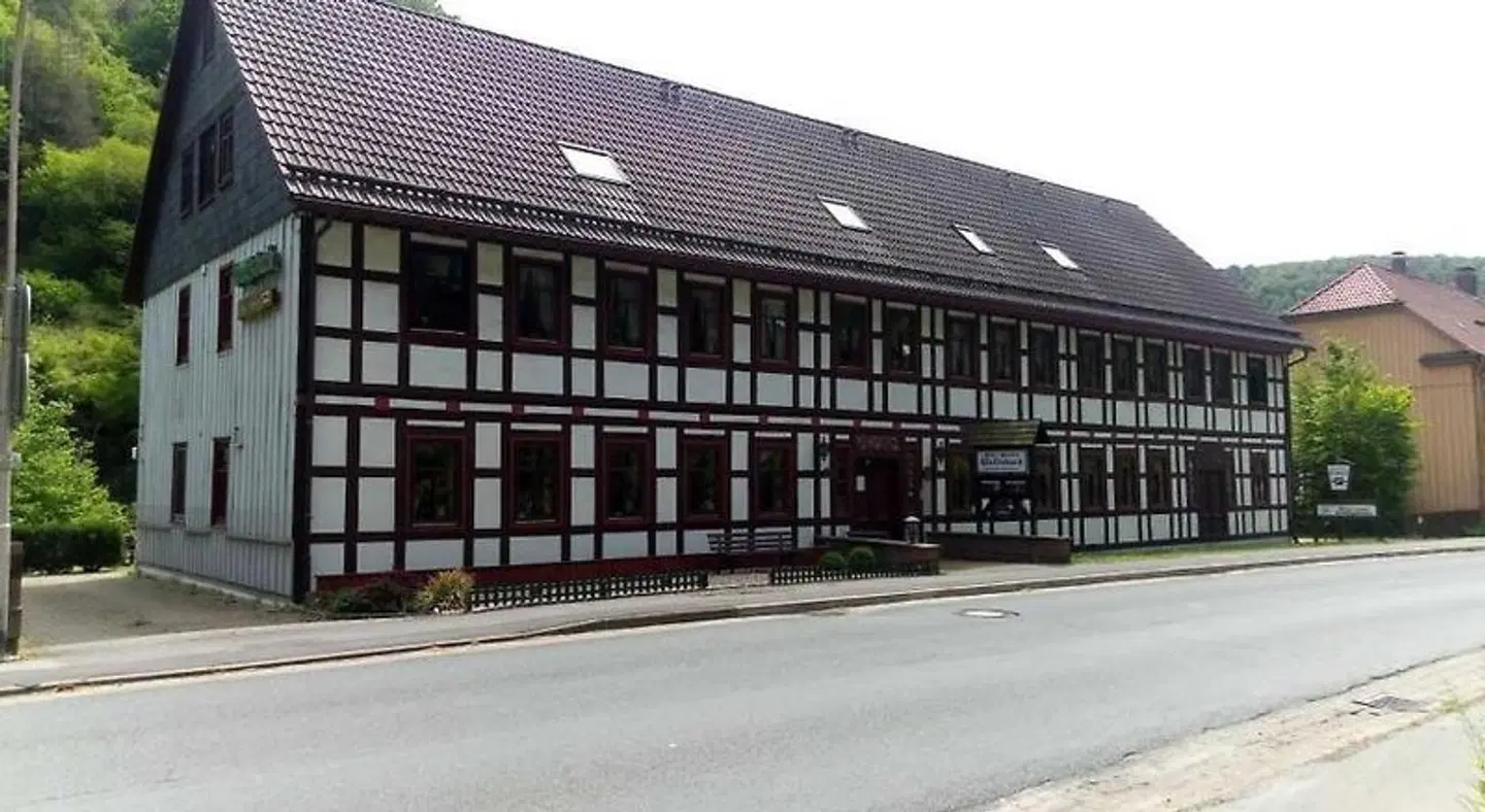 Wolfsbach EXTERIOR