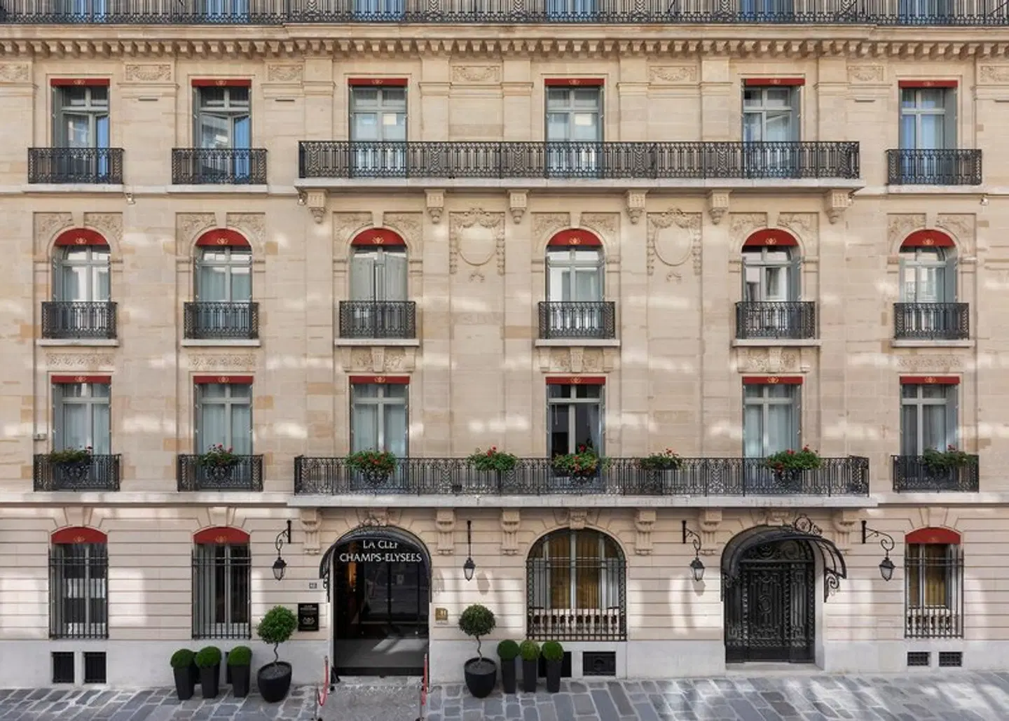 La Clef Champs-Élysées Paris EXTERIOR
