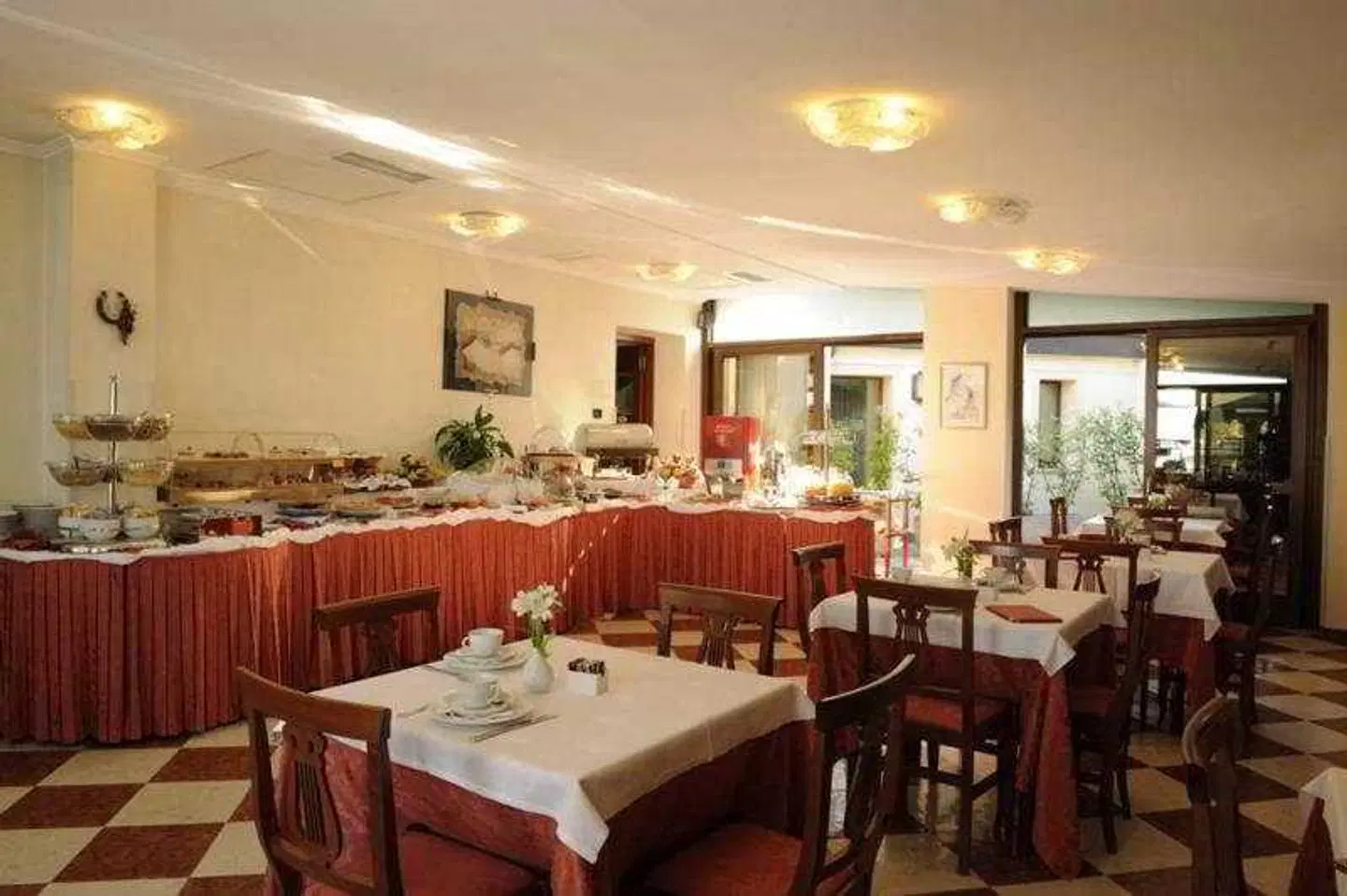 Russo Palace Restaurant