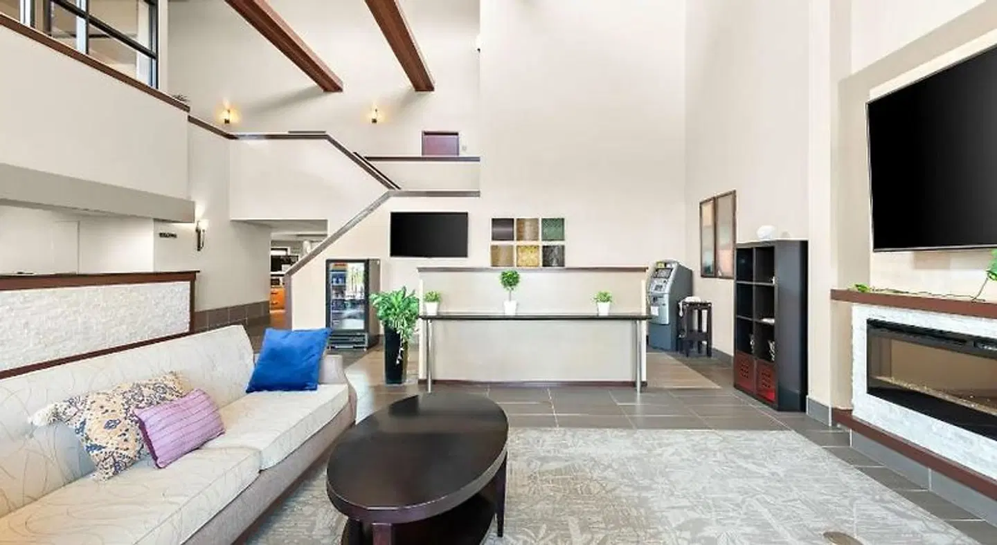 Best Western West Towne Suites LOUNGE_LOBBY