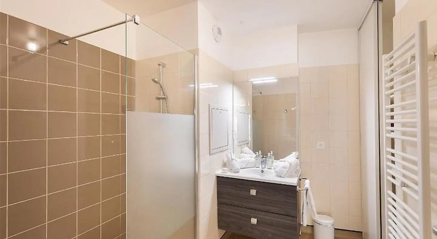 Zenao Appart'hôtels Montreuil Badezimmer