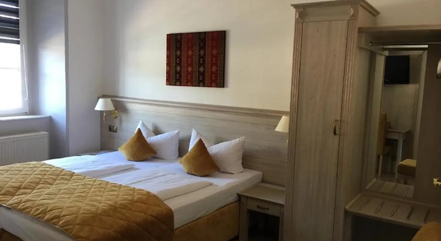 Rheinhotel ROOM_EXAMPLE