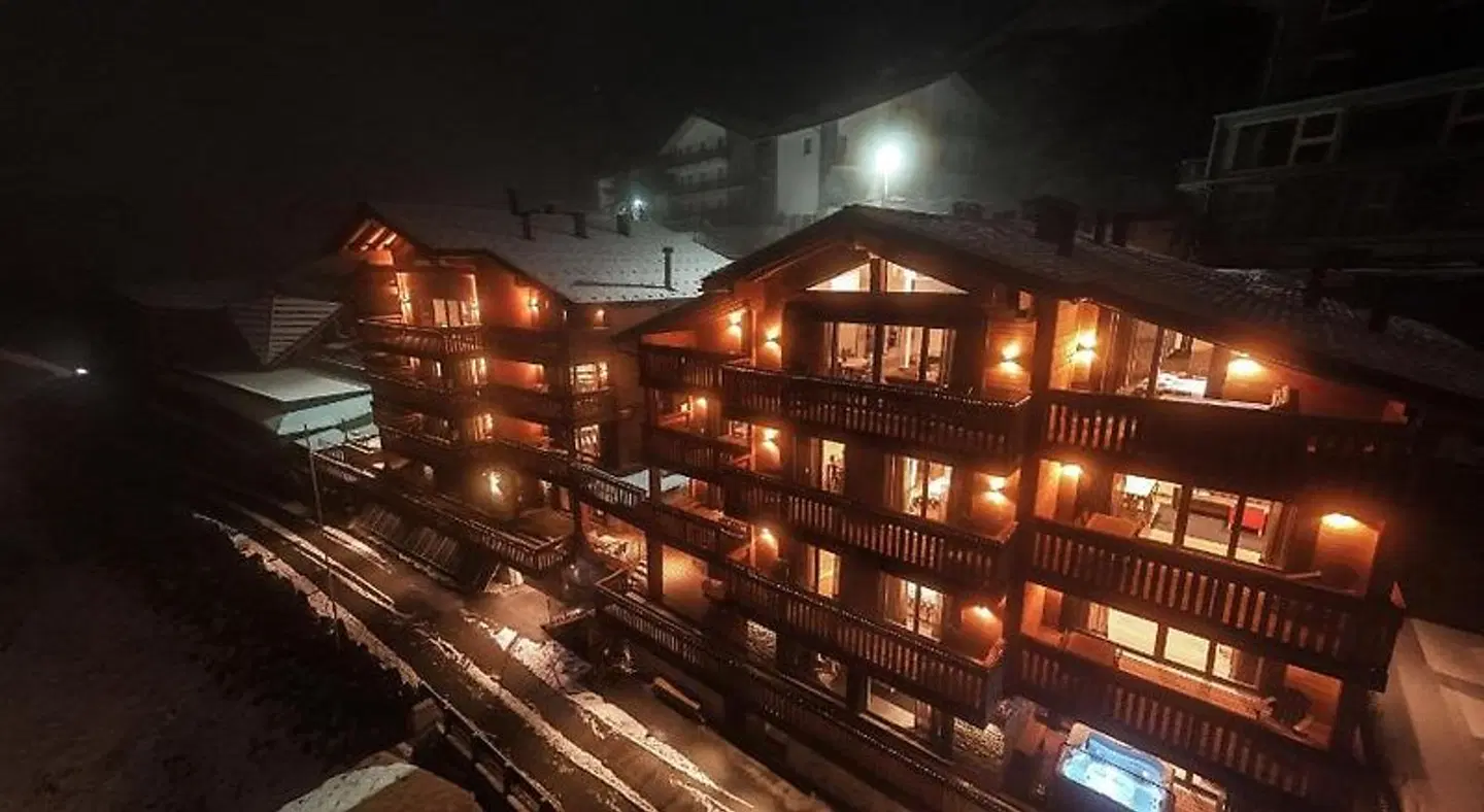 La Cresta Chalet EXTERIOR