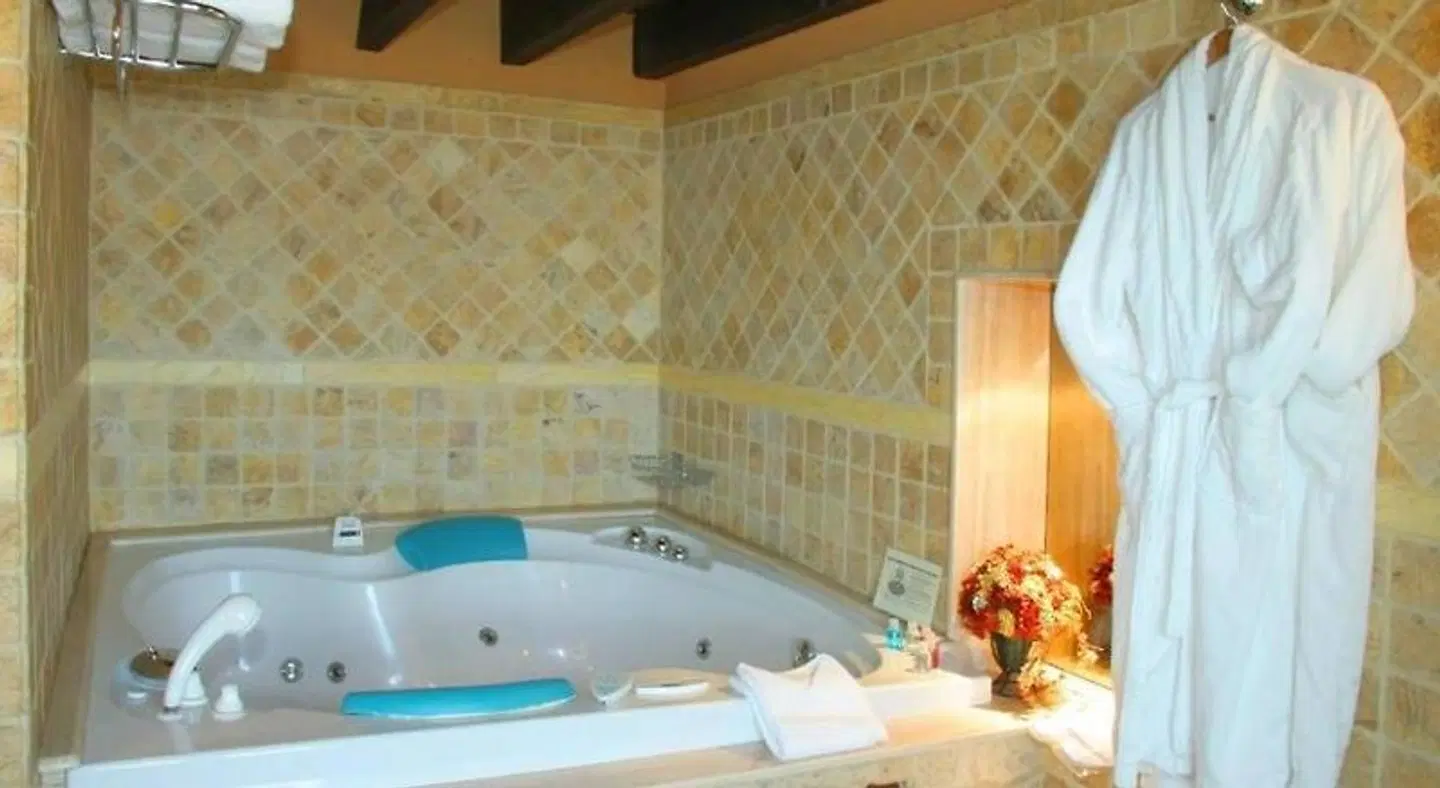 Hotel Palacete Real Badezimmer