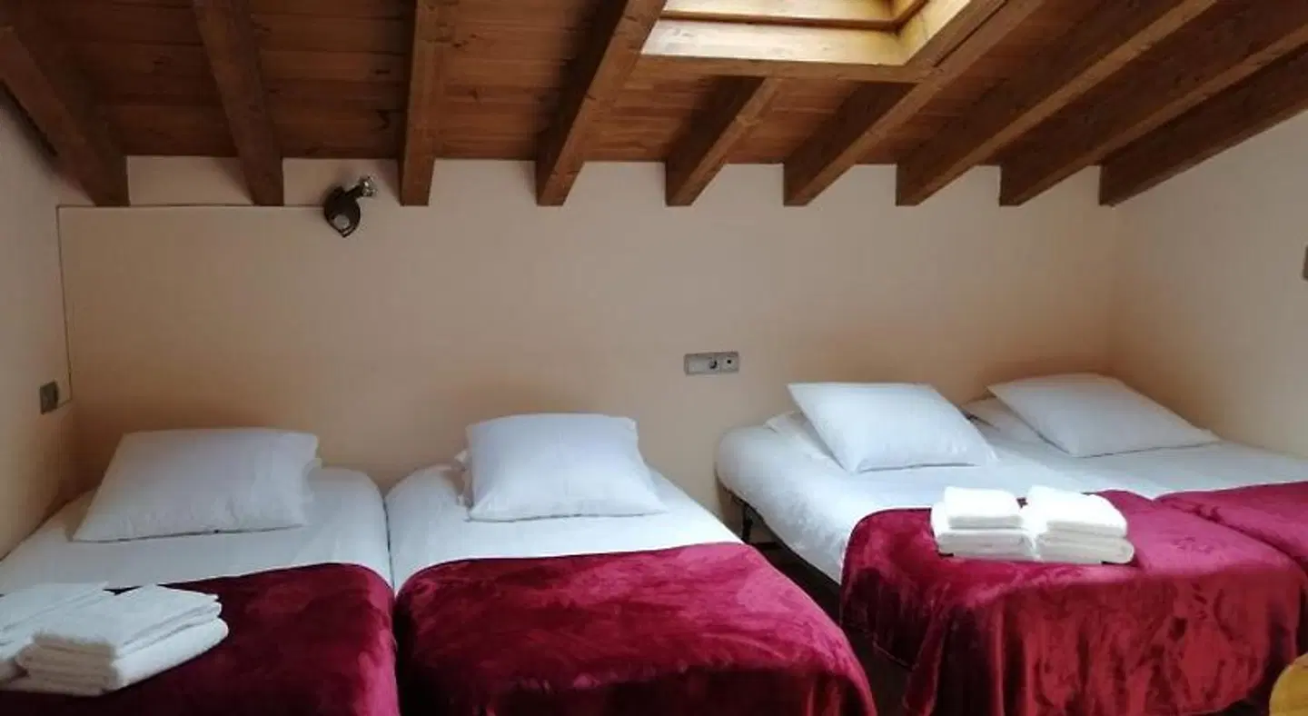 El Caleyon ROOM_EXAMPLE