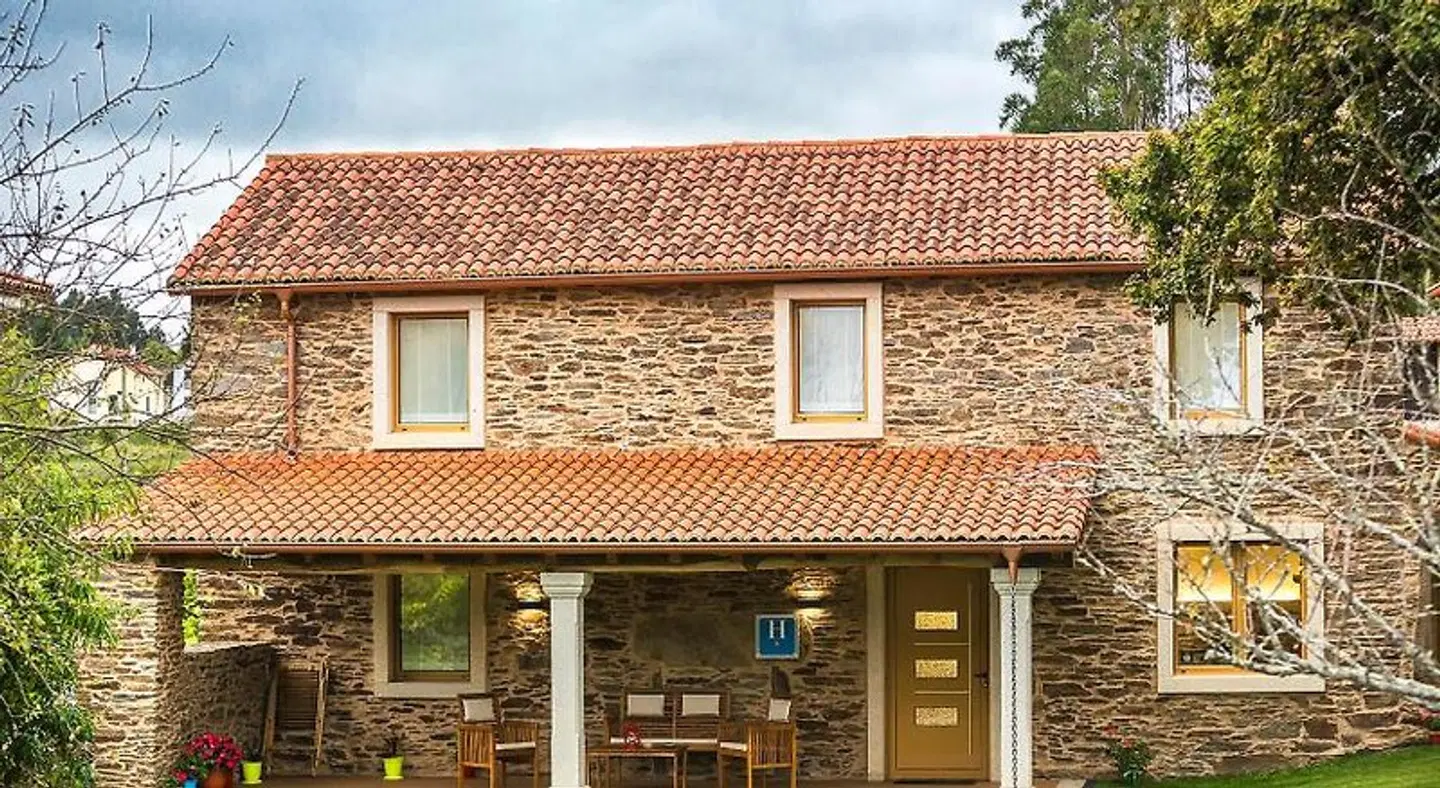 Hotel O Pozo EXTERIOR