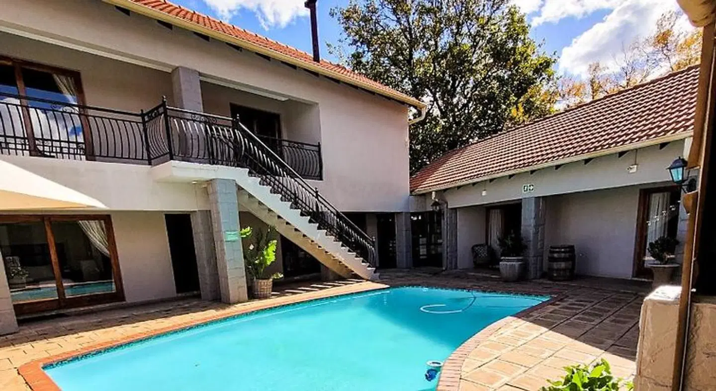 Solo Gracia Guesthouse OUTDOOR_POOL