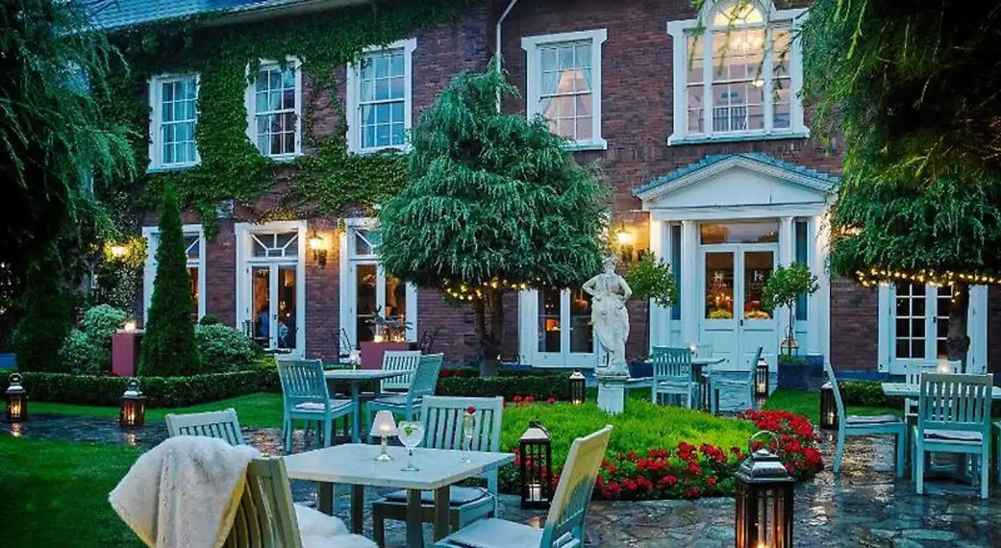 Hayfield Manor Terrasse