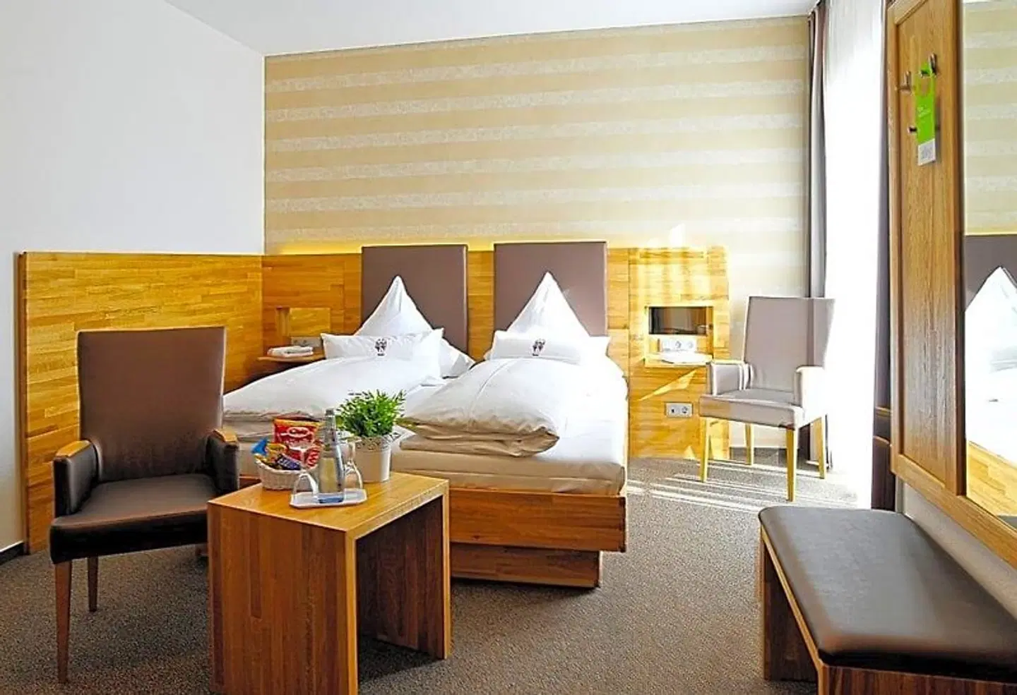 Gasthof Hotel zum Hirsch ROOM_EXAMPLE