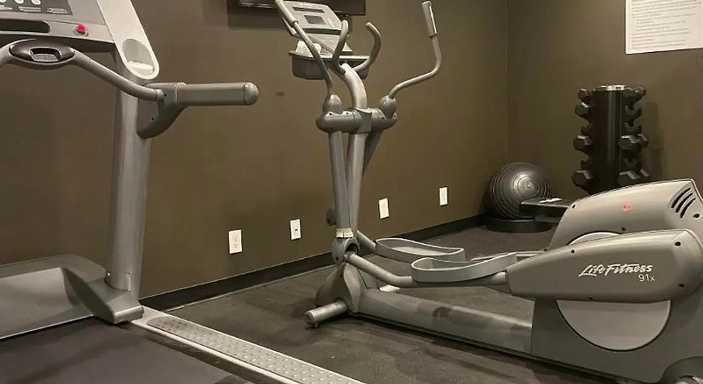 Portofino Inn and Suites Anaheim Hotel SPORTS_AND_LEISURE