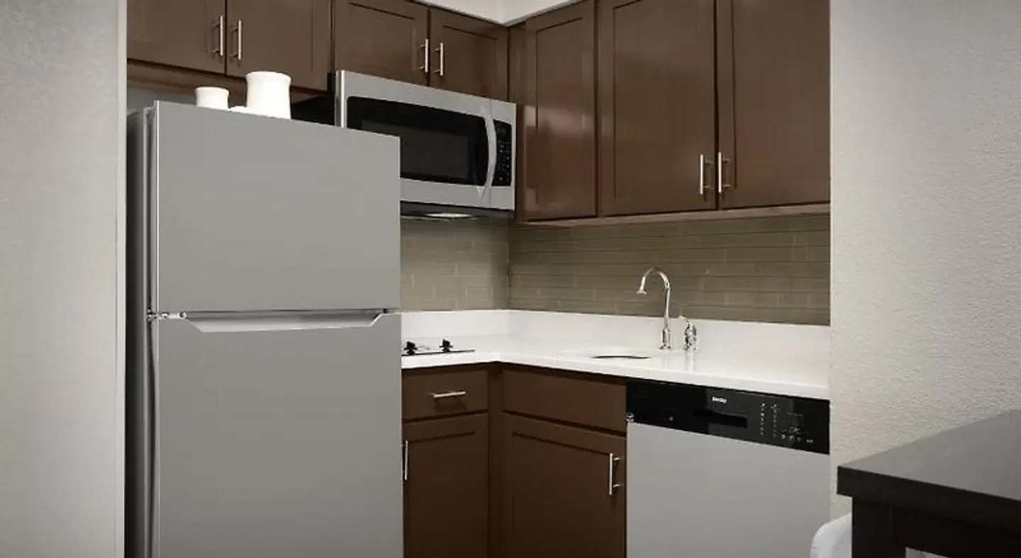 Staybridge Suites Baltimore BWI Airport by IHG Badezimmer