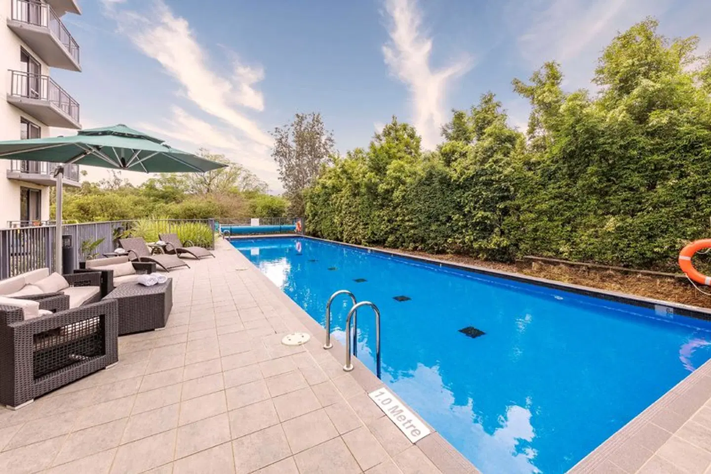 Quest North Ryde OUTDOOR_POOL