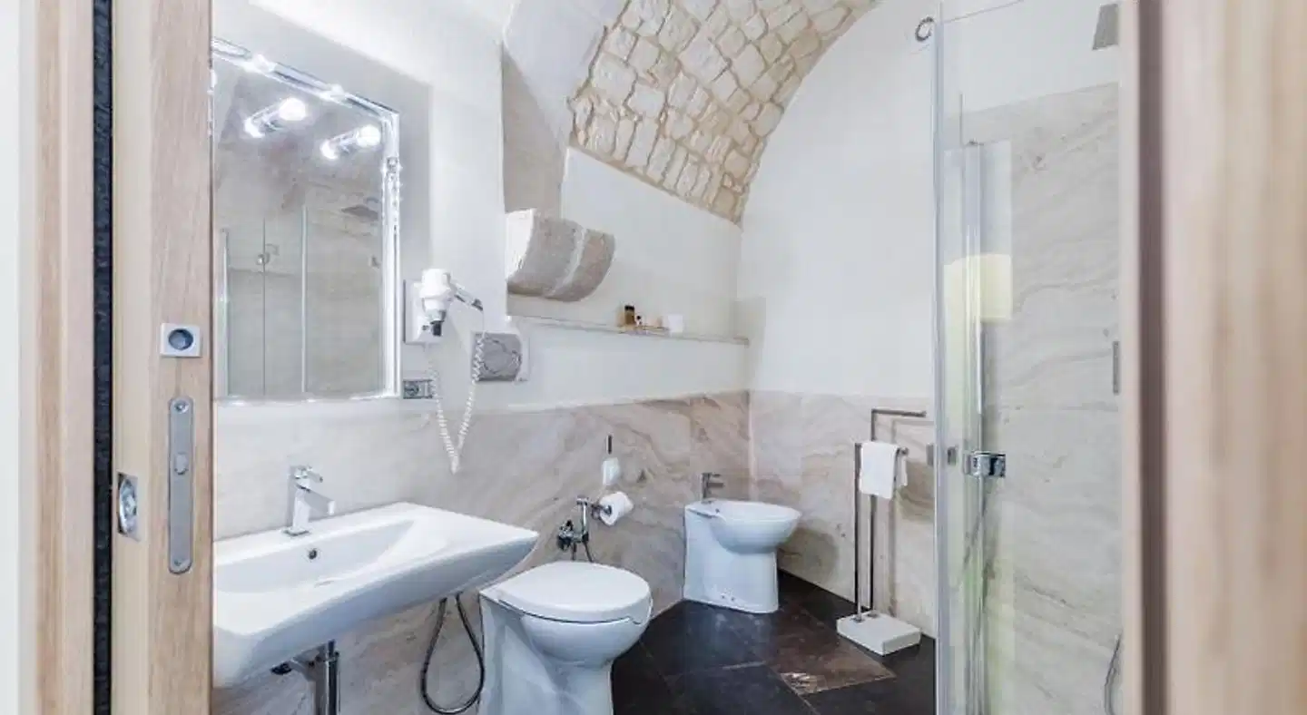 Palazzo Favacchio Patanè Badezimmer