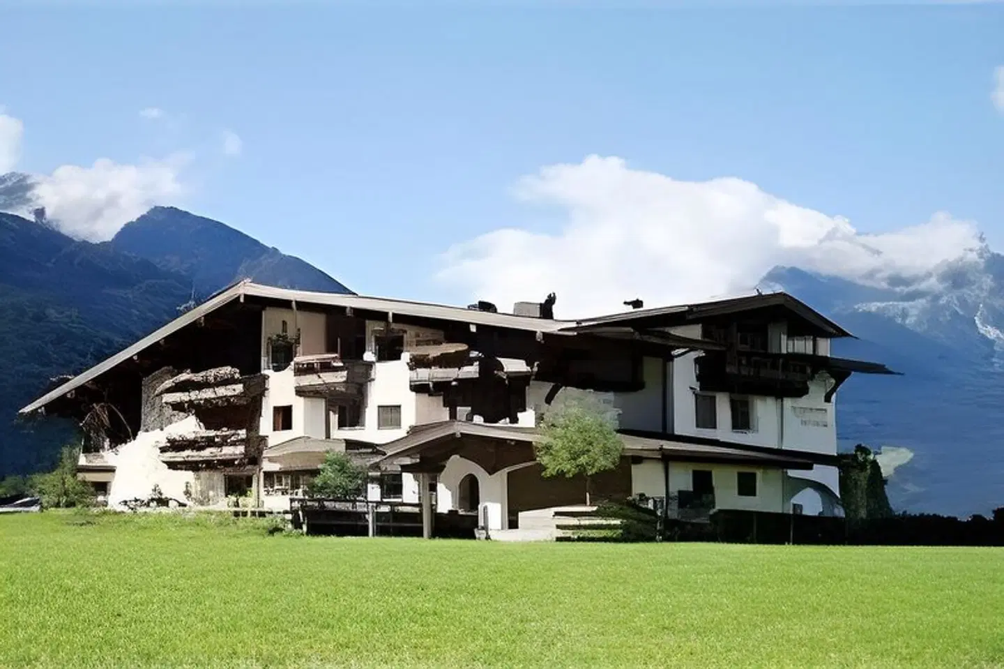 Apparthotel Veronika EXTERIOR
